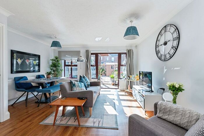 3 Bedroom Terraced House For Sale In Kingston Road, Poole, Dorset, BH15
