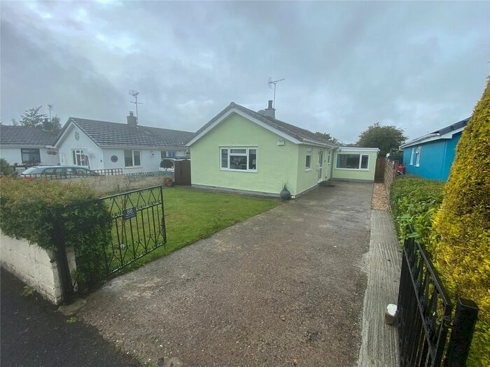 2 Bedroom Bungalow For Sale In Nant Y Felin, Pentraeth, Anglesey, Sir Ynys Mon, LL75