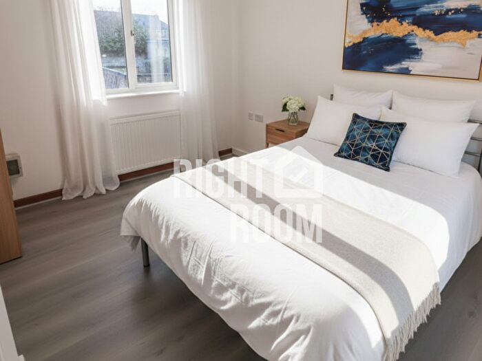 1 Bedroom Flat To Rent In Chapman Court, Albert Street, Slough, SL1