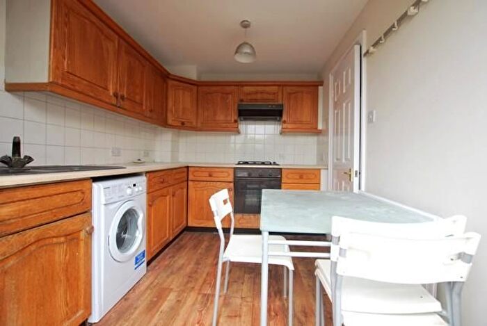 1 Bedroom Flat To Rent In St Paul's Road, London, N1