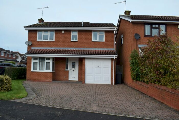 4 Bedroom Detached House To Rent In Launceston Drive, Nuneaton, CV11