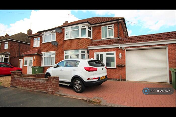 4 Bedroom Semi-Detached House To Rent In Brockenhurst Drive, Braunstone Town, LE3