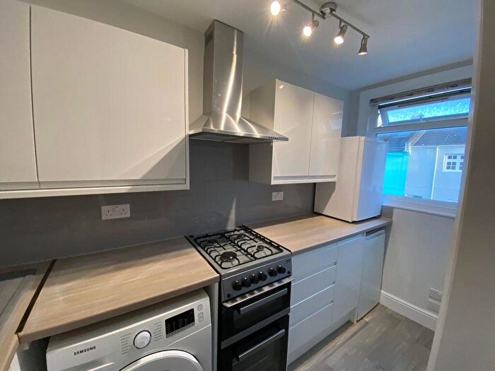 1 Bedroom Flat To Rent In Ewart Street, Brighton, East Sussex, BN2