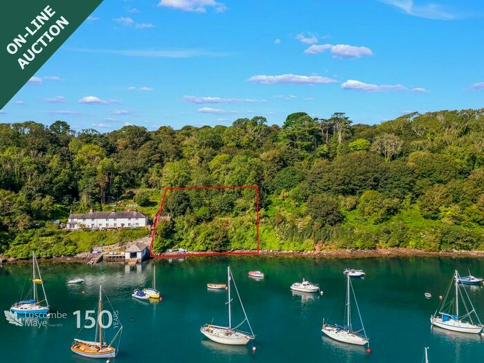 1 Bedroom Land For Sale In Wembury, South Devon, PL9