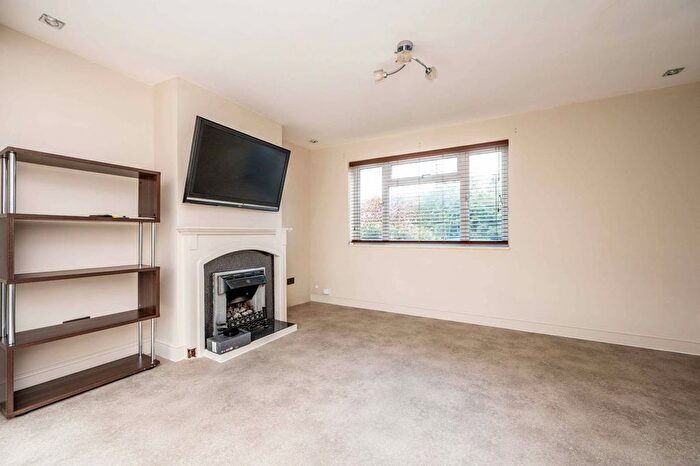 3 Bedroom Semi-detached House To Rent In Balmoral Drive, Maybury, Woking, GU22