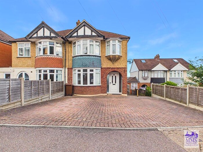 3 Bedroom Semi Detached House For Sale In Jersey Road, Strood, ME2