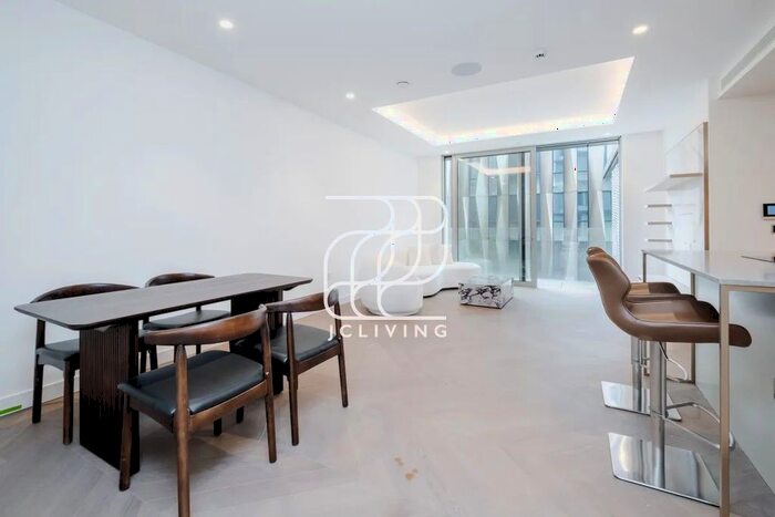 2 Bedroom Flat To Rent In Minories, London, EC3N