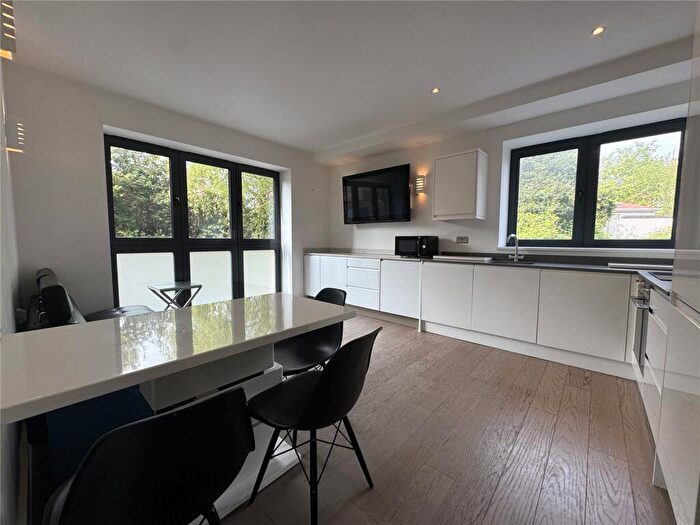 2 Bedroom Apartment To Rent In Vista House, Lincoln Road, Dorking, Surrey, RH4