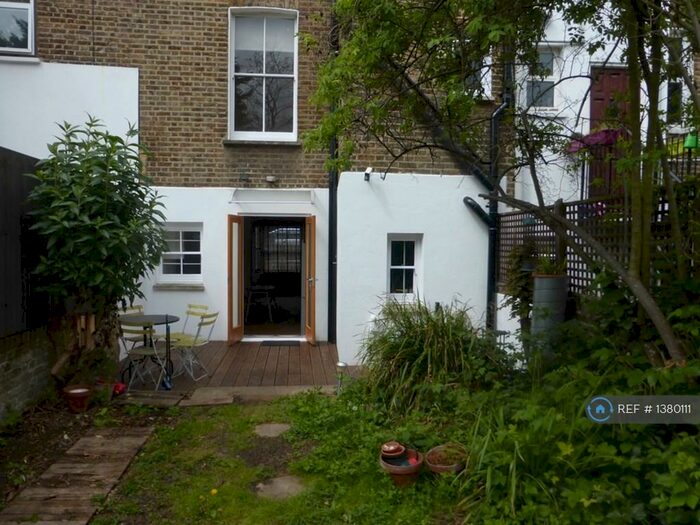 2 Bedroom Maisonette To Rent In Wayland Avenue, London, E8