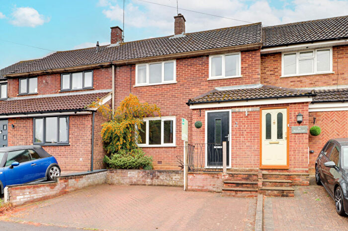 3 Bedroom Terraced House For Sale In Molescroft, Harpenden, Hertfordshire, AL5