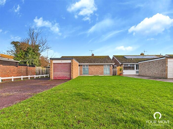 3 Bedroom Bungalow For Sale In Elmstone Gardens, Cliftonville, Margate, Kent, CT9