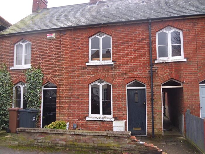2 Bedroom Property To Rent In Alleyns Road, Stevenage, Hertfordshire, SG1