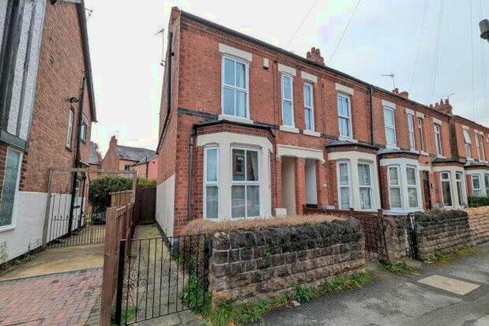 4 Bedroom Terraced House To Rent In Chantrey Road, Nottingham, NG2