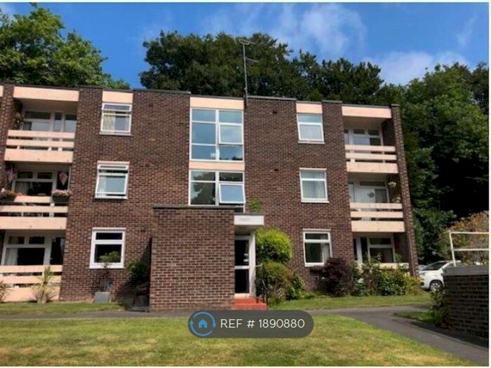 2 Bedroom Flat To Rent In Eversley Park, Oxton, CH43