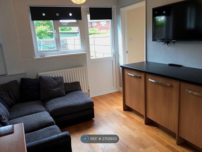 5 Bedroom Terraced House To Rent In Sherborne Road, Chichester, PO19