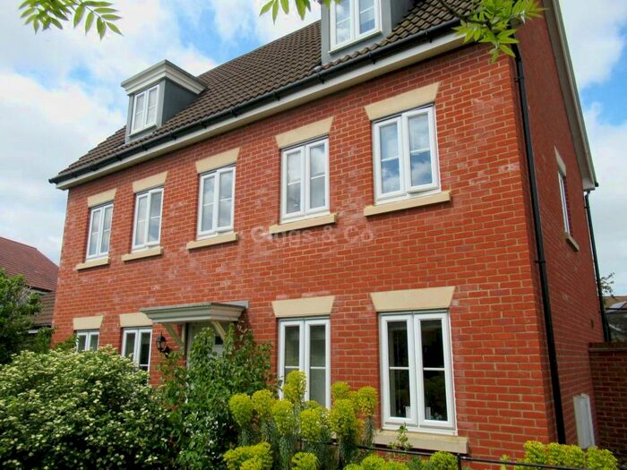 5 Bedroom Detached House To Rent In Embry Drive, Loves Farm, PE19