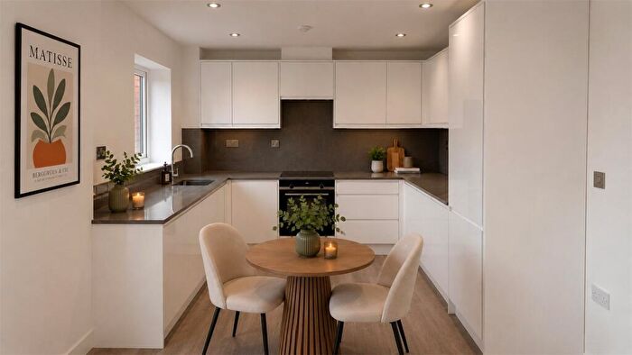 2 Bedroom Flat For Sale In Millers Hill, Ramsgate, Kent, CT11