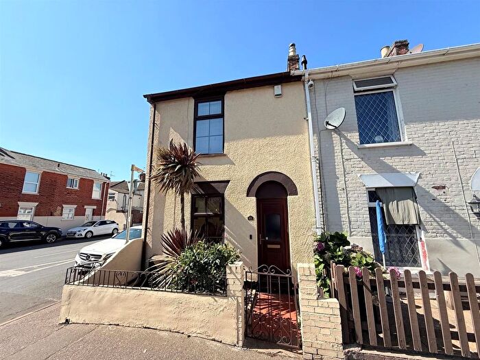 2 Bedroom End Terrace House For Sale In Admiralty Road, Great Yarmouth, NR30