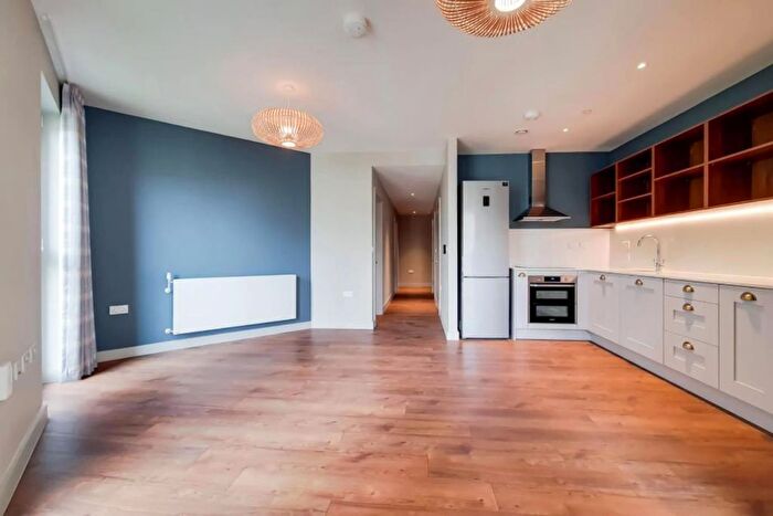 2 Bedroom Flat To Rent In Canada Gardens, Wembley Park, HA9