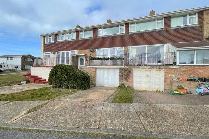 3 Bedroom House To Rent In Buckle Close, BN25