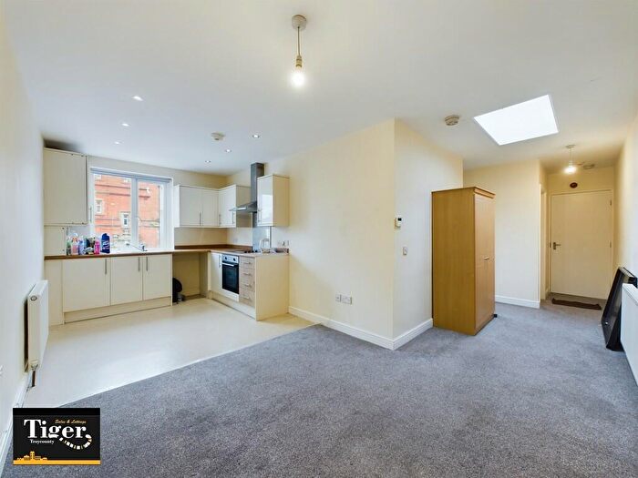 2 Bedroom Flat To Rent In London Street, Fleetwood, FY7