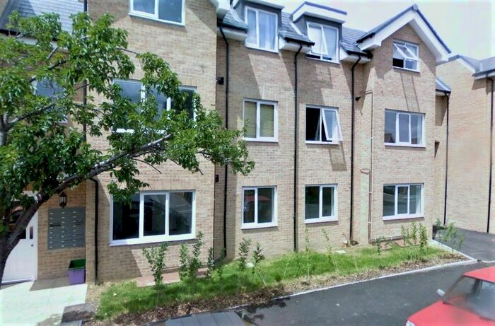 1 Bedroom Flat To Rent In Park Road, Colliers Wood, London, SW19