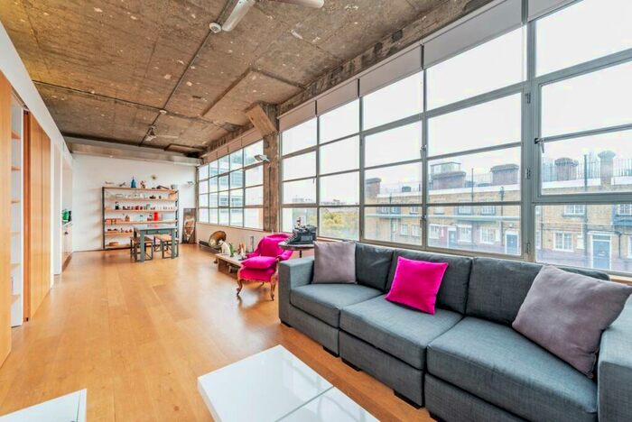 1 Bedroom Flat To Rent In Shepherdess Walk, London, N1