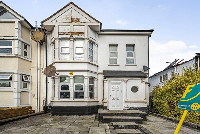 1 Bedroom Flat To Rent In Vivian Avenue, Hendon, London, NW4