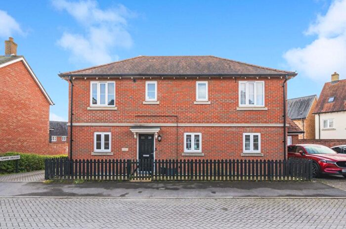2 Bedroom Coach House For Sale In Turnpike Road, Andover, SP11