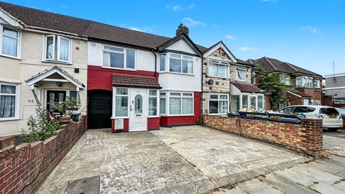 3 Bedroom Terraced House For Sale In Mornington Crescent, Cranford, TW5