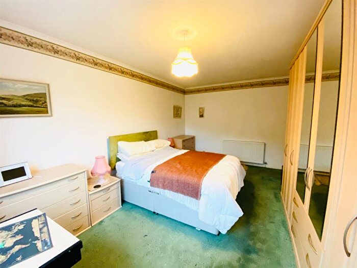 2 Bedroom Semi-Detached Bungalow For Sale In Matley Park Lane, Stalybridge, SK15