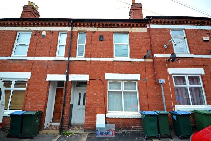 5 Bedroom Terraced House To Rent In Brunswick Road, Earlsdon, Coventry, CV1