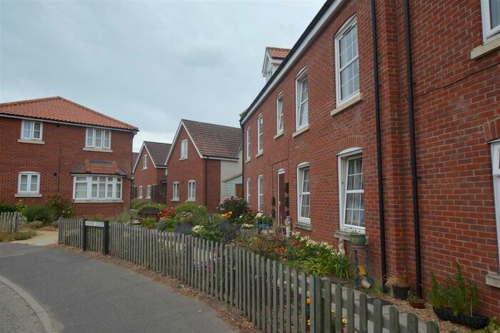 2 Bedroom Flat To Rent In Bacton Road, North Walsham, NR28