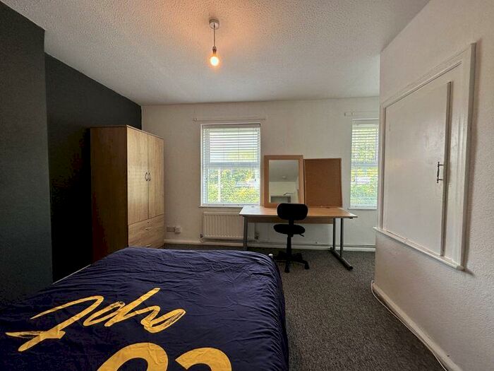 5 Bedroom Semi-Detached House To Rent In Barcombe Road, Brighton, BN1