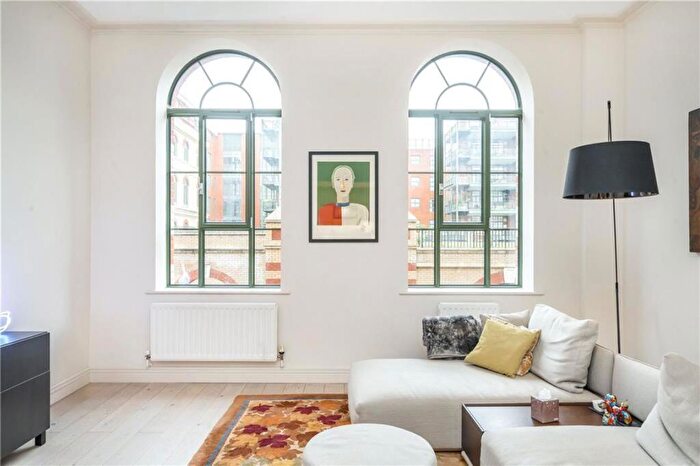 1 Bedroom Flat For Sale In Brasenose Drive, Barnes, SW13