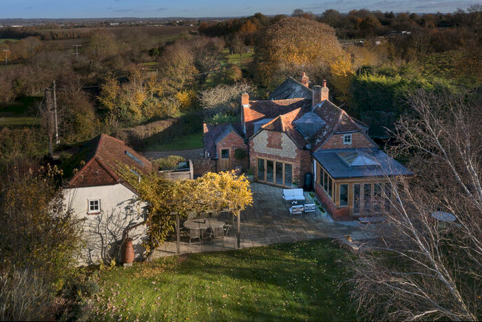 5 Bedroom Detached House For Sale In Eythrope Road, Eythrope, Stone, Aylesbury, Buckinghamshire, HP17