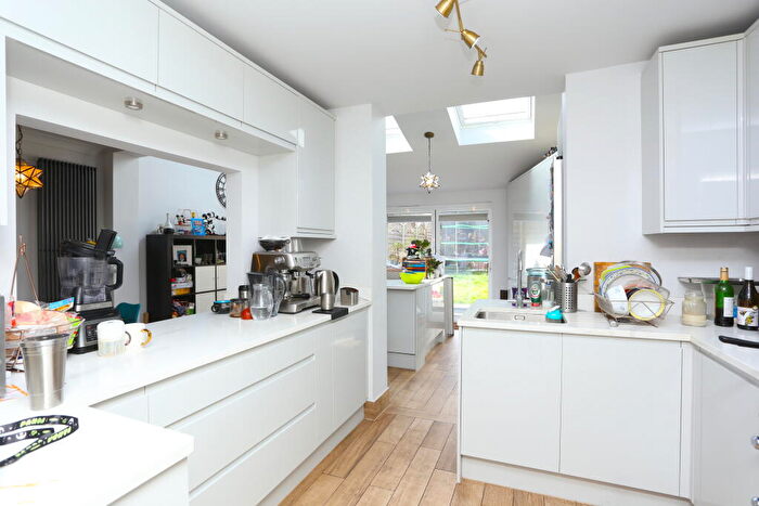 5 Bedroom Semi-Detached House For Sale In Court Road, Orpington, BR6