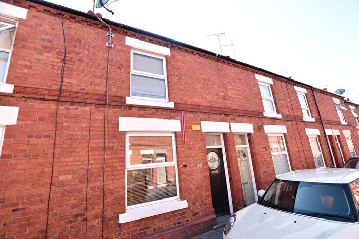 2 Bedroom Terraced House To Rent In William Street, Chester, CH2
