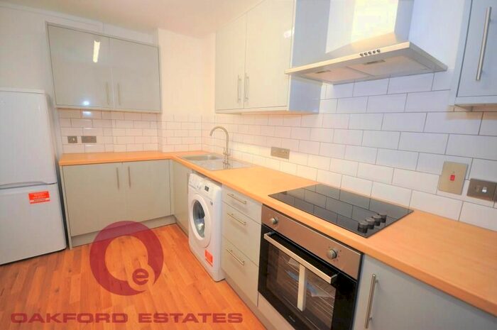 4 Bedroom Flat To Rent In Munster Square, Euston, NW1