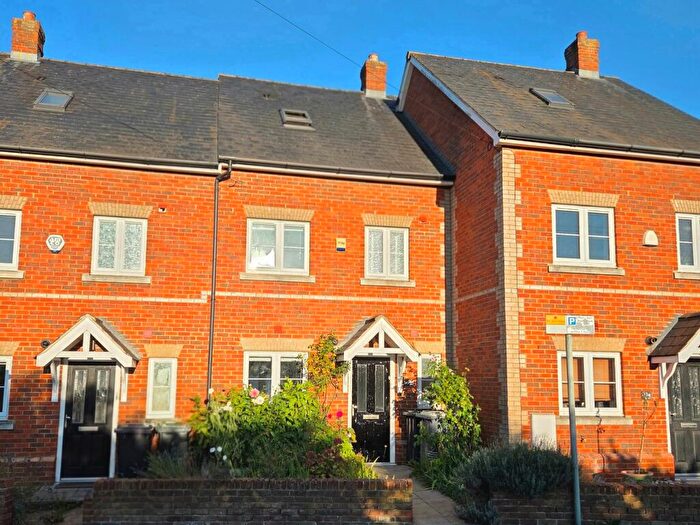 4 Bedroom Town House For Sale In High Street, Langford, Biggleswade, SG18