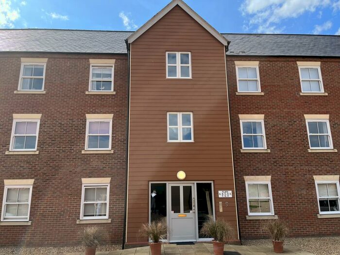 2 Bedroom Apartment To Rent In Railway Sidings Yard, Snettisham, PE31
