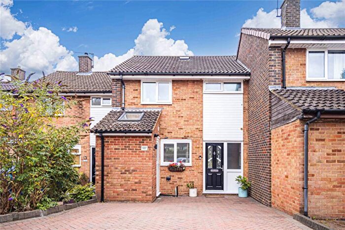 3 Bedroom Terraced House For Sale In Gadebridge Road, Gadebridge, Hemel Hempstead, Hertfordshire, HP1