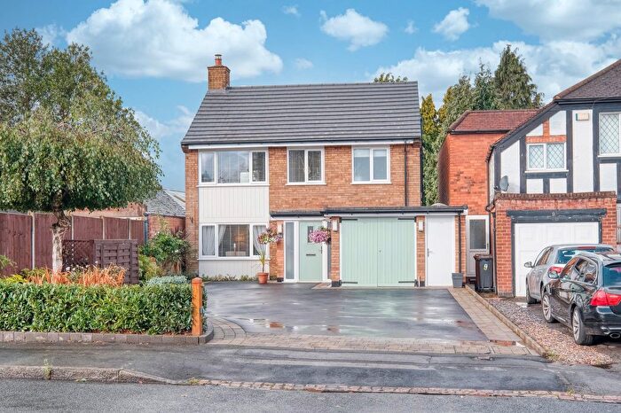 4 Bedroom Detached House For Sale In Bourton Road, Solihull, B92