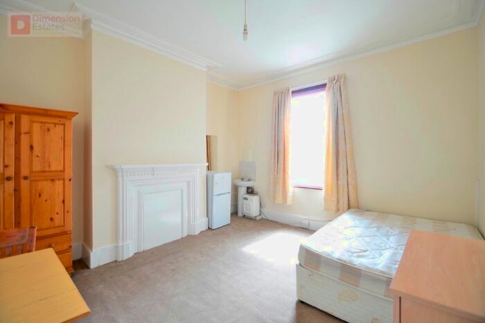 1 Bedroom Flat To Rent In Mildenhall Road, Hackney, E5