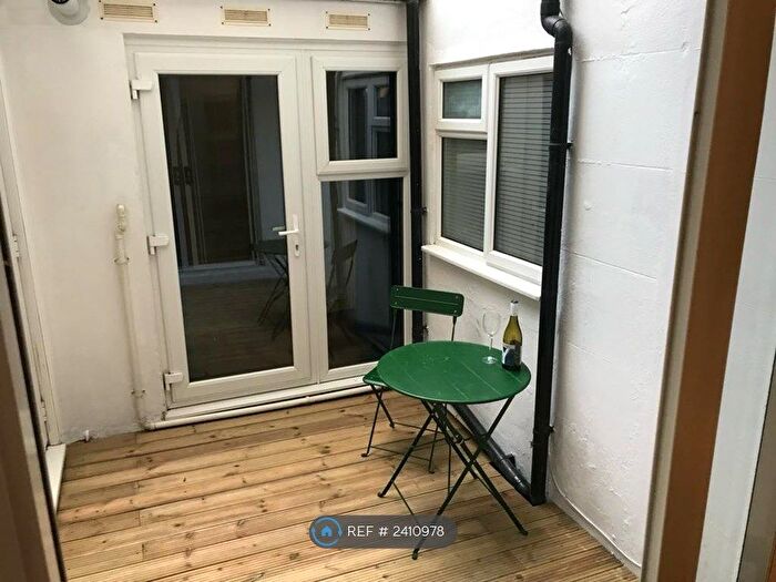 1 Bedroom Flat To Rent In Denmark Terrace, Brighton, BN1