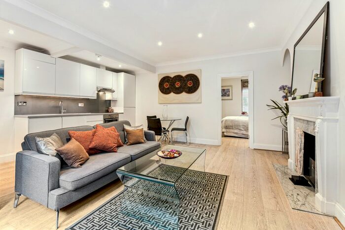 1 Bedroom Flat To Rent In Rosary Gardens, South Kensington, SW7