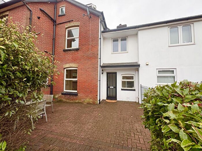 1 Bedroom Terraced House To Rent In Station Road, Park Gate, SO31