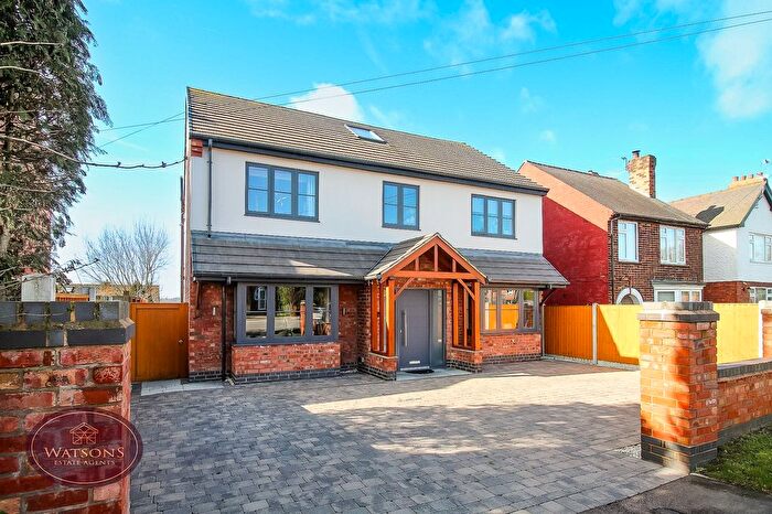 5 Bedroom Detached House For Sale In Newthorpe Common, Newthorpe, Nottingham, NG16