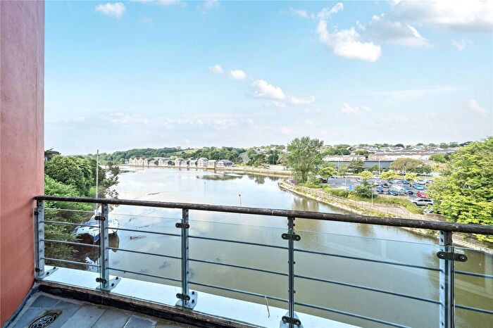 3 Bedroom Flat For Sale In Malpas Road, Truro, Cornwall, TR1