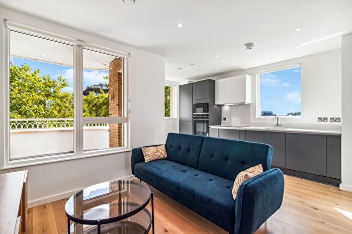 1 Bedroom Flat To Rent In Belmont Street, Chalk Farm, NW1